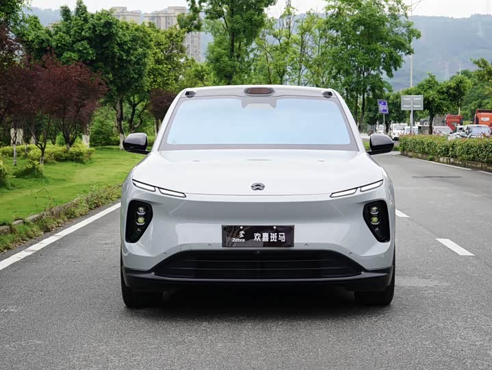 Nio EC6, 2024 — фото 2 из 9