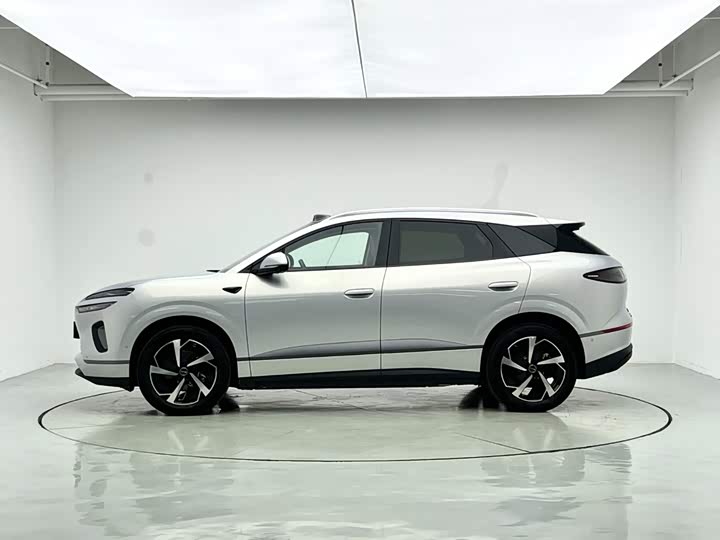 BYD Sea Lion 06 Hybrid/EV, 2026 — фото 7 из 9
