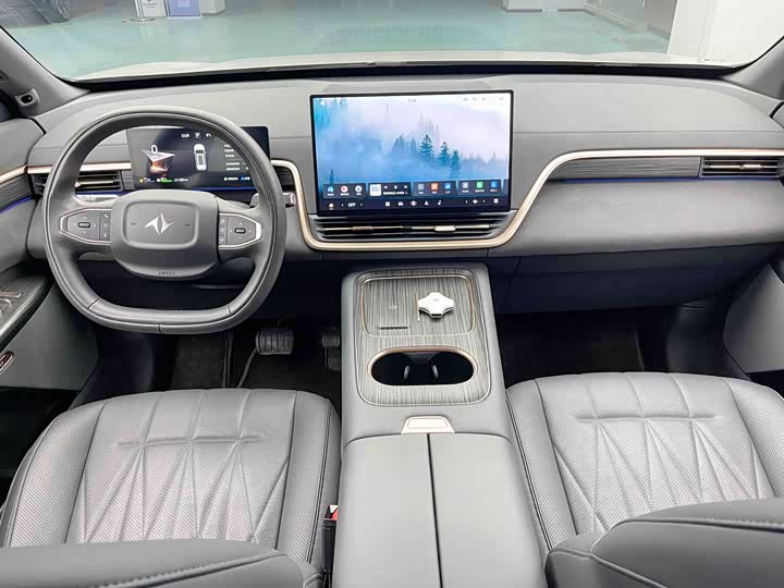 Dongfeng Yipai eπ 008, 2024 — фото 5 из 9