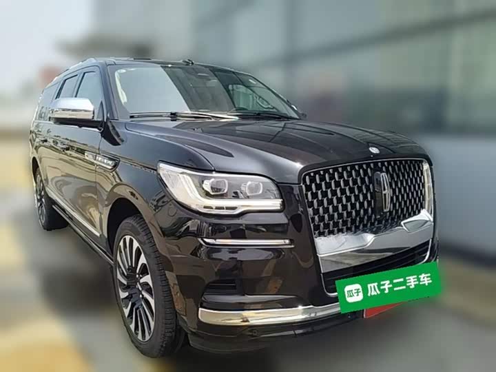 Lincoln Navigator, 2025 — фото 7 из 9