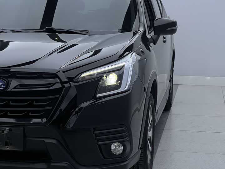 Subaru Forester, 2022 — фото 6 из 9