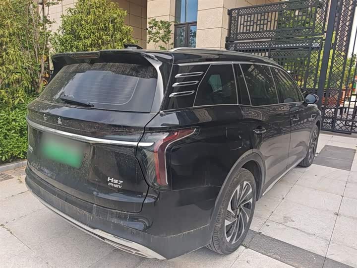 Hongqi HS7 Hybrid, 2024 — фото 7 из 9