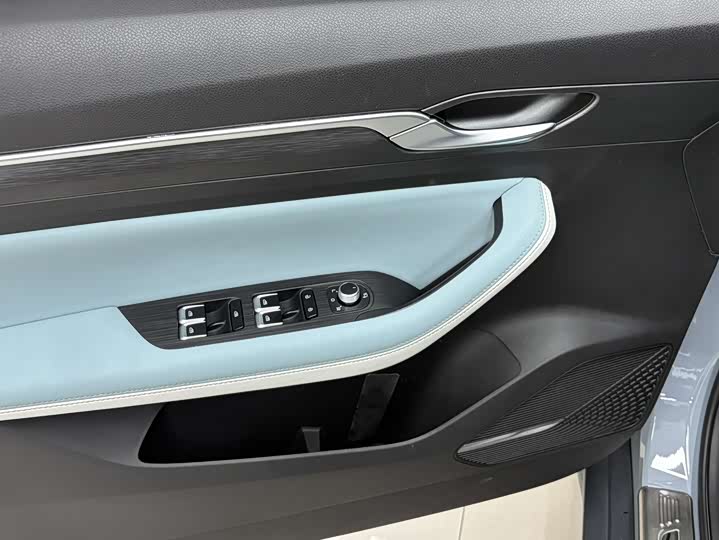 Geely Emgrand GS, 2023 — фото 7 из 9