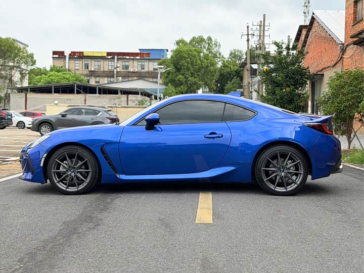 Subaru BRZ, 2022 — фото 7 из 9