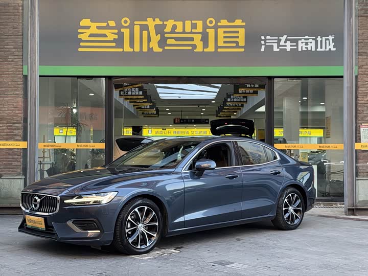 Volvo S60, 2021 — купить в Санкт-Петербурге под ключ