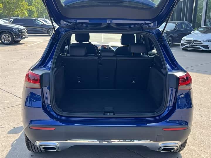 Mercedes-Benz GLA-Class, 2023 — фото 6 из 9