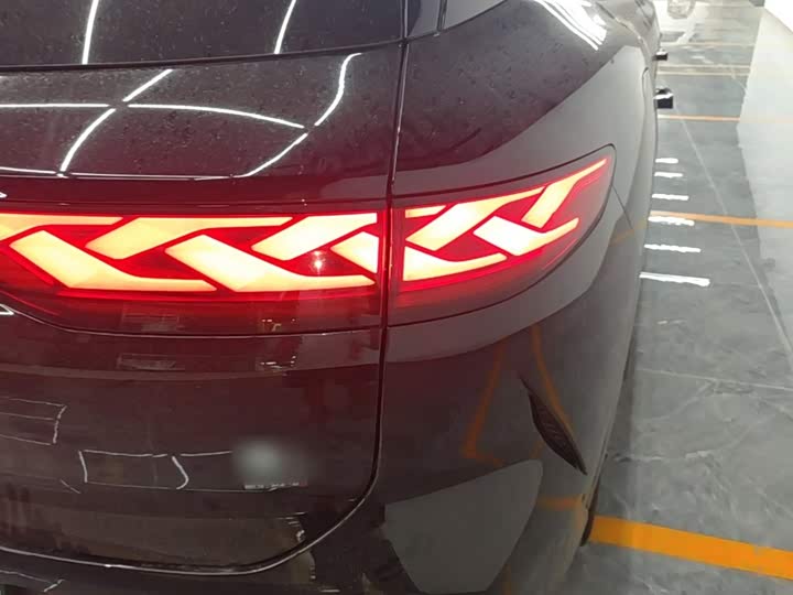 BYD Tang L, 2025 — фото 8 из 9