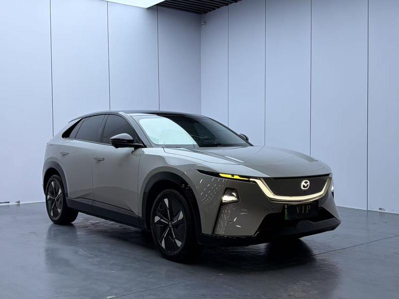 Mazda EZ-60, 2026 — фото 3 из 10