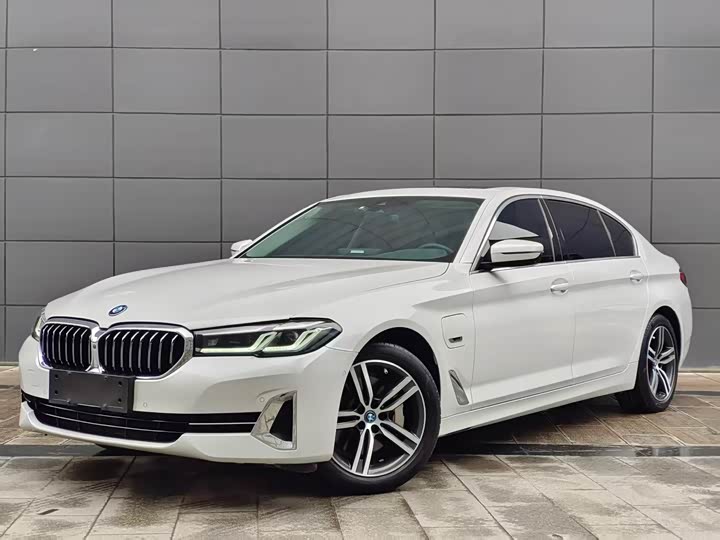 BMW 5 Series Hybrid, 2022 — купить в Белгороде под ключ