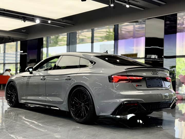 Audi RS 5, 2023 — фото 5 из 9