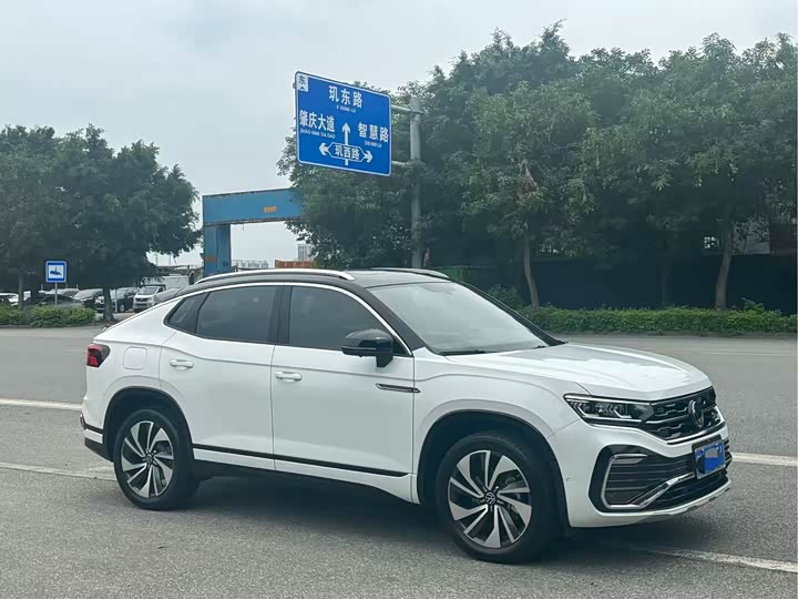 Volkswagen Tayron X, 2022 — фото 3 из 9