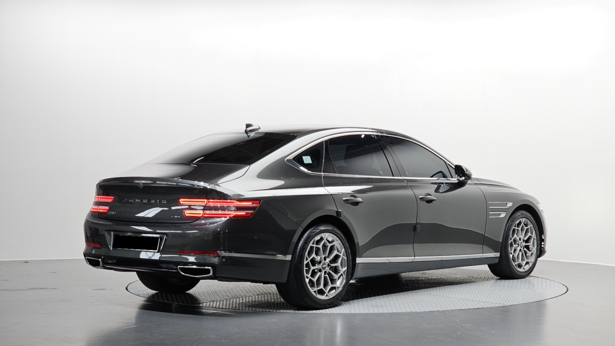 Genesis G80, 2022 — фото 2 из 12