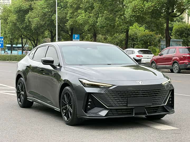 Changan UNI-V, 2023 — купить в Санкт-Петербурге под ключ