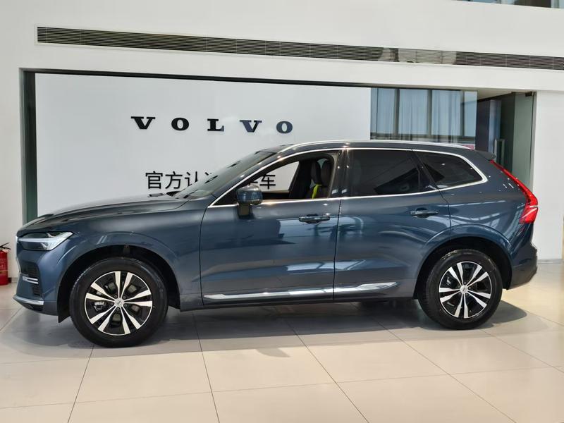 Volvo XC60, 2024 — фото 3 из 12