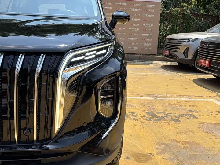 Hongqi HS7 Hybrid, 2024 — фото 2 из 9