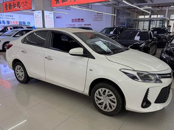 Toyota Vios, 2022 — фото 3 из 7