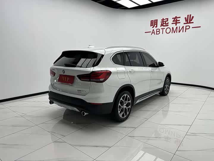 BMW X1, 2022 — фото 9 из 9