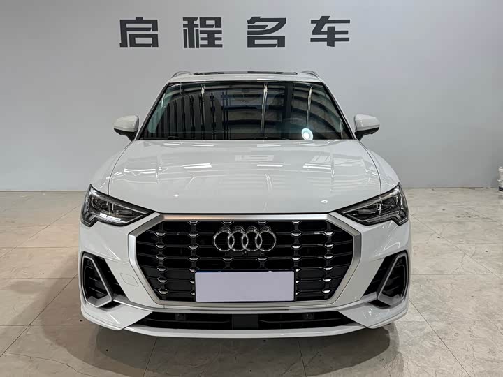 Audi Q3, 2023 — фото 2 из 9