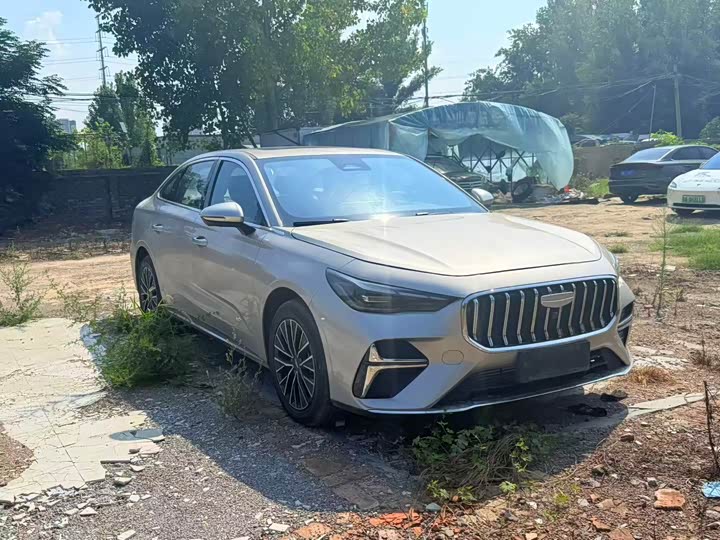 Geely Emgrand, 2025 — фото 3 из 9