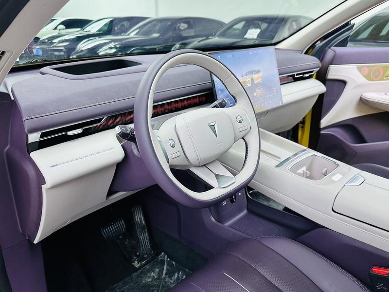 Changan Deepal S07 (S7), 2025 — фото 9 из 12