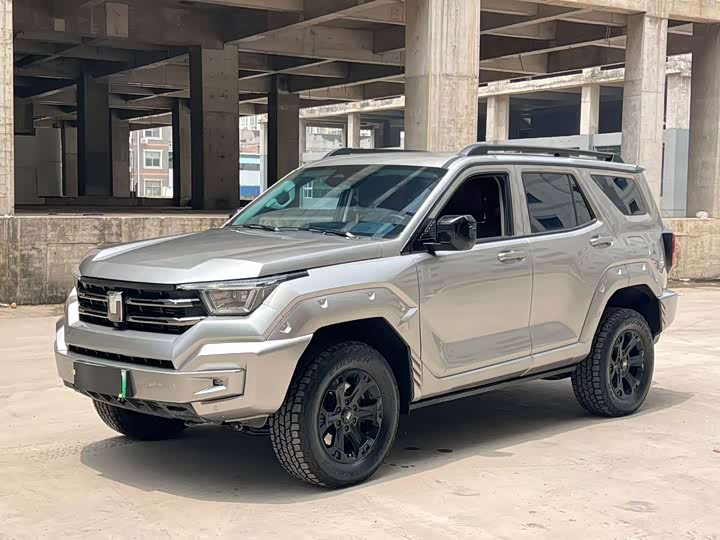 Tank 400 Hybrid, 2023 — купить в Иванове под ключ