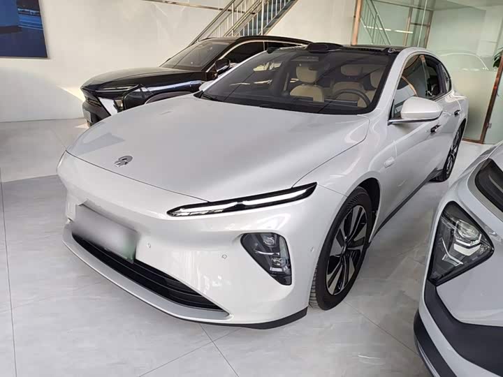 Nio ET7, 2022 — фото 2 из 9