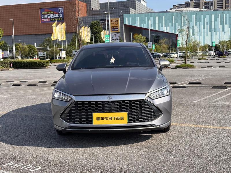 BYD Qin Plus, 2022 — фото 2 из 12