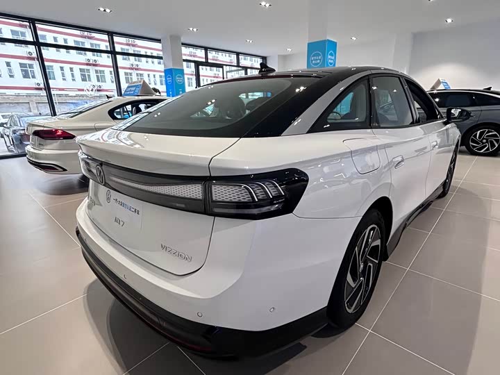 Volkswagen ID.7 Vizzion, 2025 — фото 9 из 9
