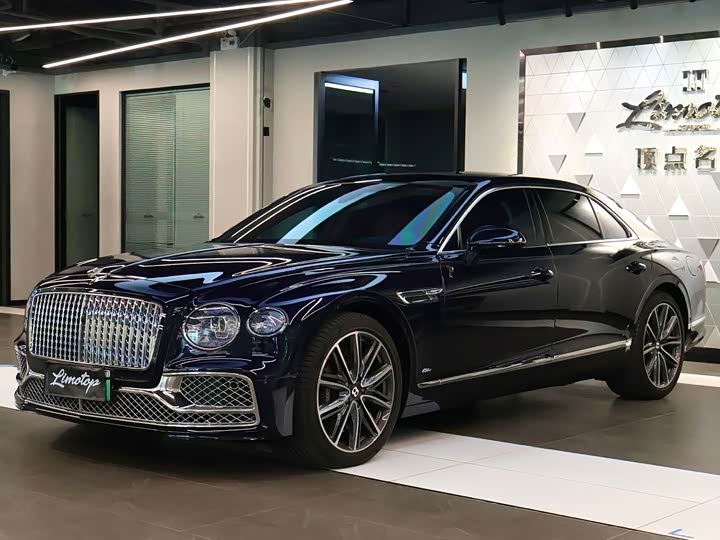 Bentley Flying Spur Hybrid, 2022 — купить в Тамбове под ключ