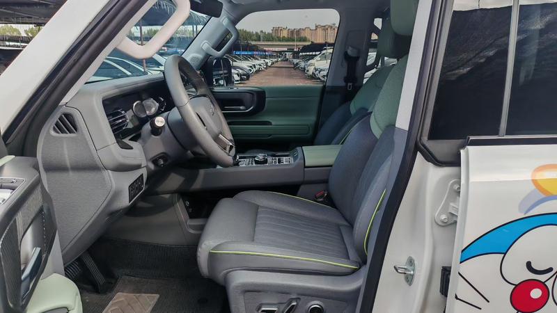 BAIC Beijing BJ40 Hybrid, 2025 — фото 8 из 10