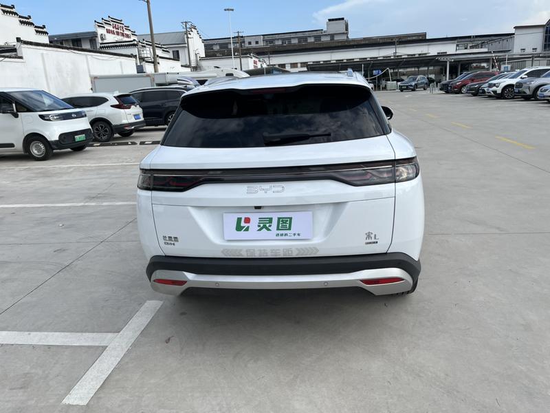 BYD Song L DM-i Hybrid, 2025 — фото 4 из 12