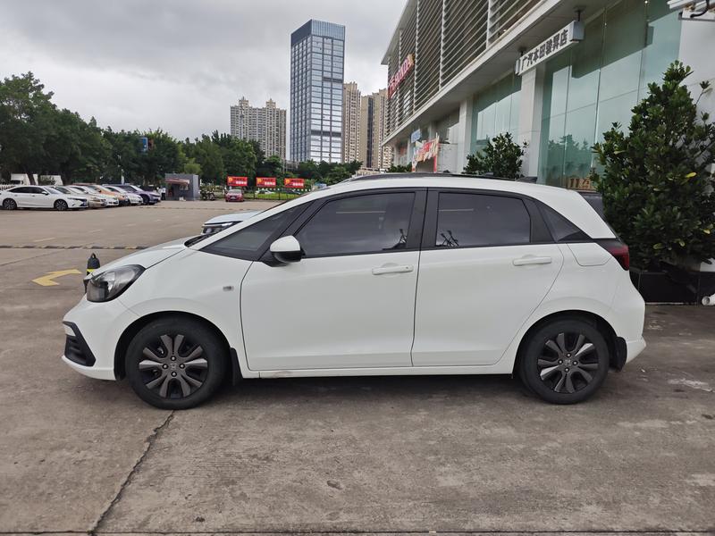 Honda Fit, 2022 — фото 2 из 8