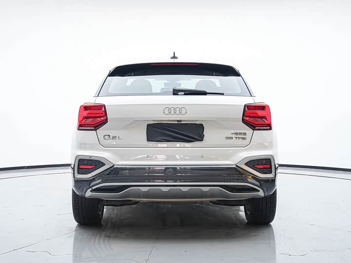 Audi Q2L, 2023 — фото 8 из 9