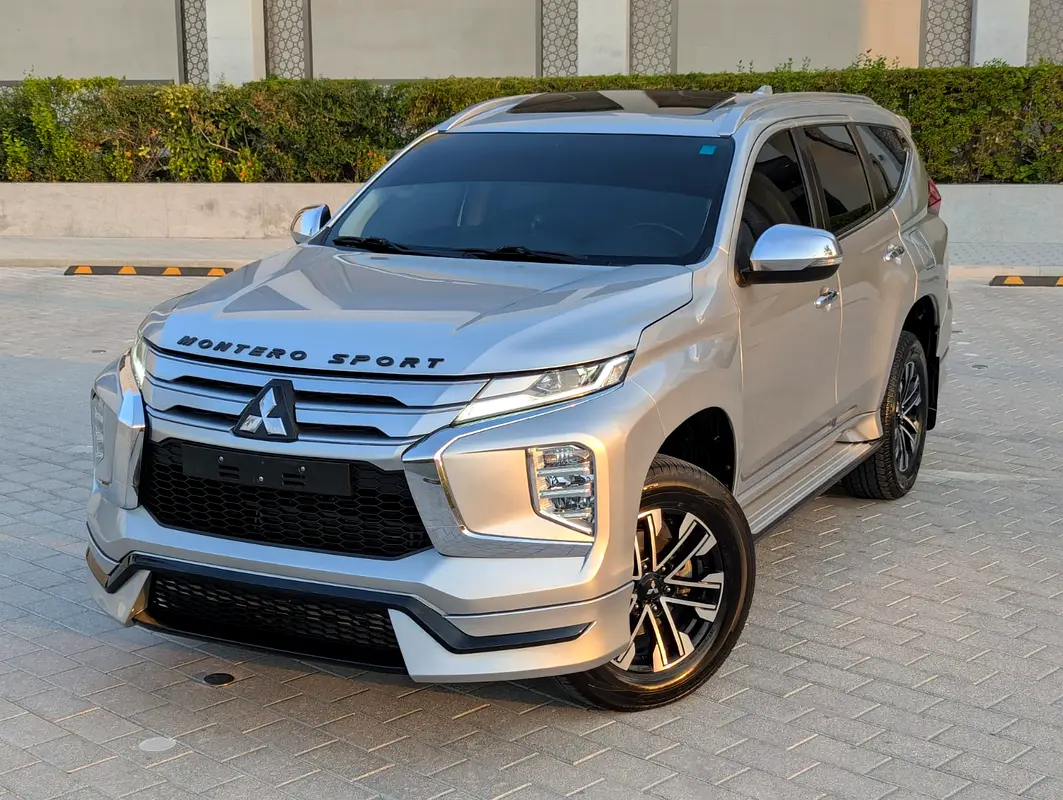 Mitsubishi Montero Sport, 2023 — фото 9 из 10