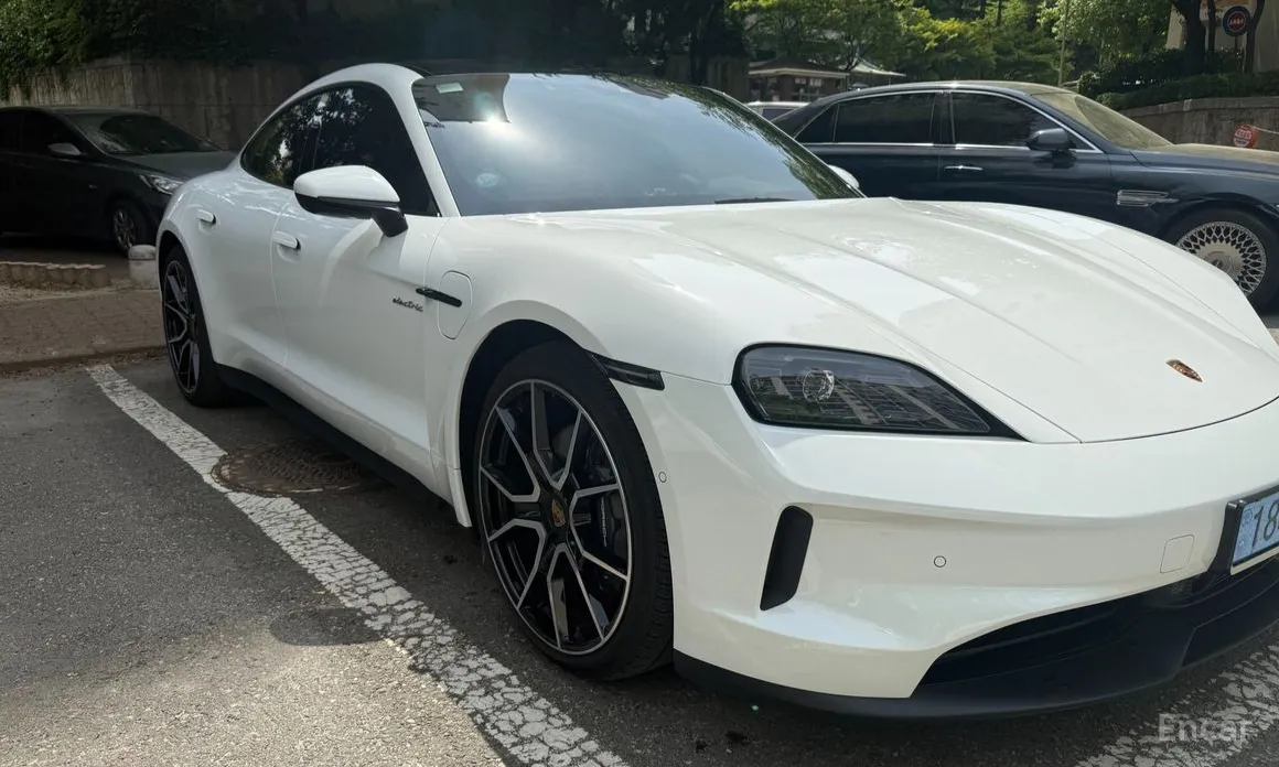 Porsche Taycan, 2024 — купить в Саранске под ключ