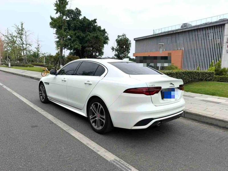 Jaguar XE L, 2022 — фото 4 из 10