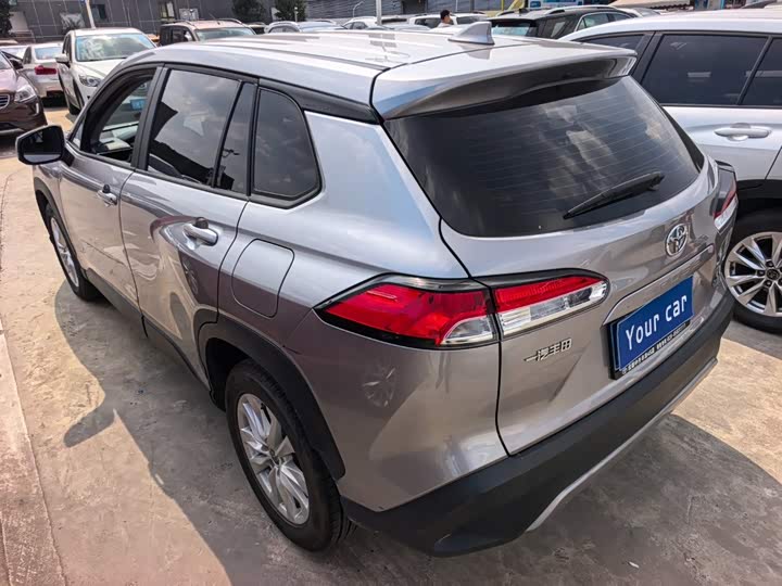 Toyota Corolla Cross, 2024 — фото 4 из 9