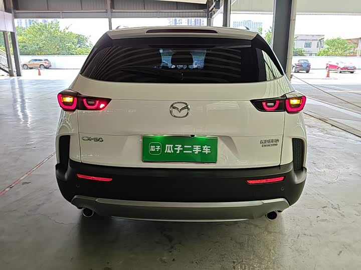 Mazda CX-50, 2023 — фото 6 из 9