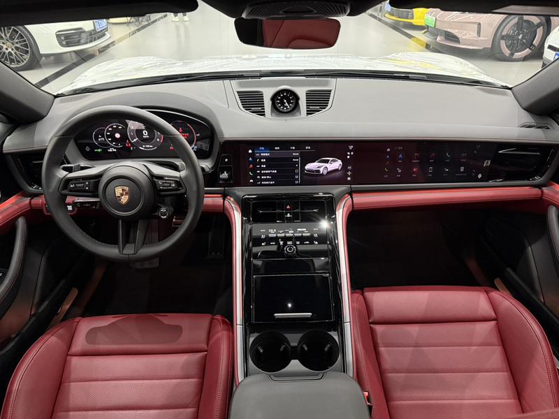 Porsche Panamera, 2024 — фото 8 из 11