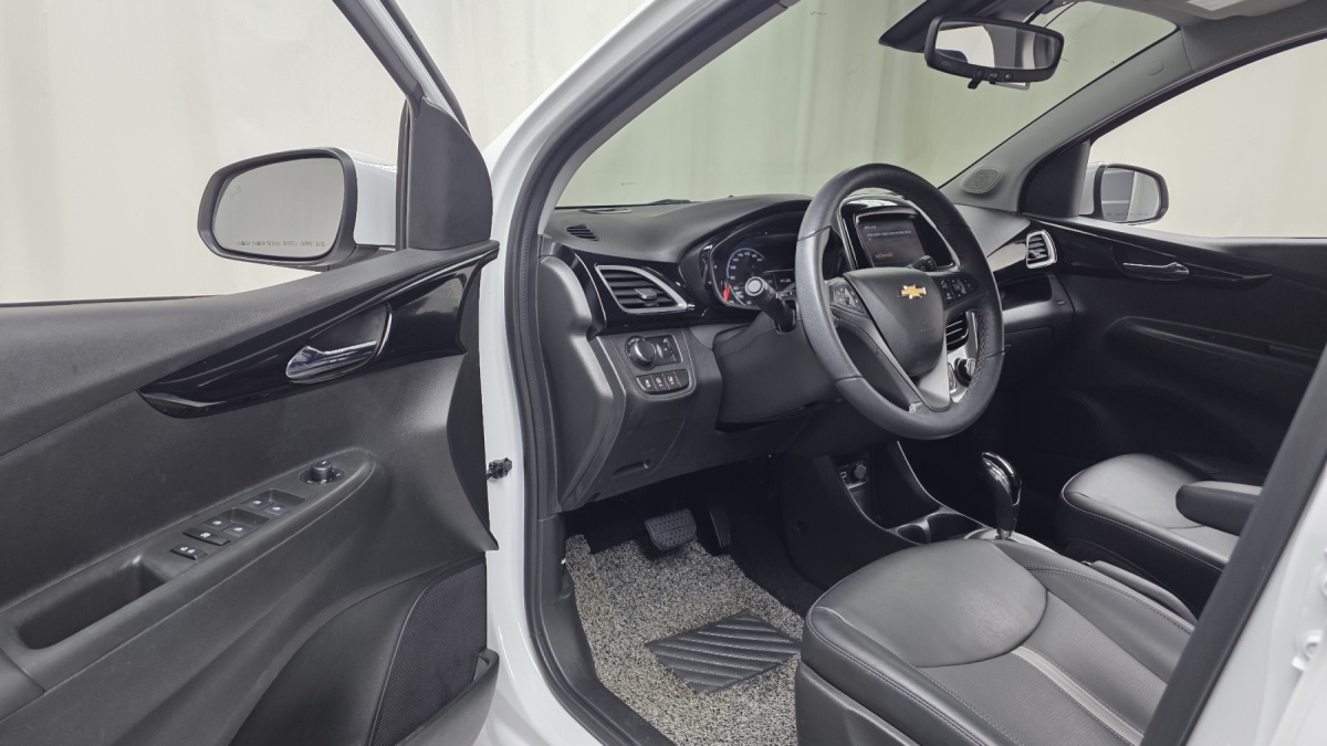 Chevrolet Spark, 2022 — фото 10 из 12