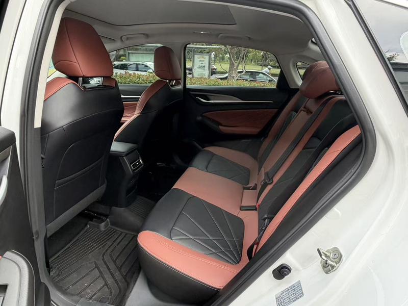 Changan Eado Plus, 2022 — фото 9 из 10