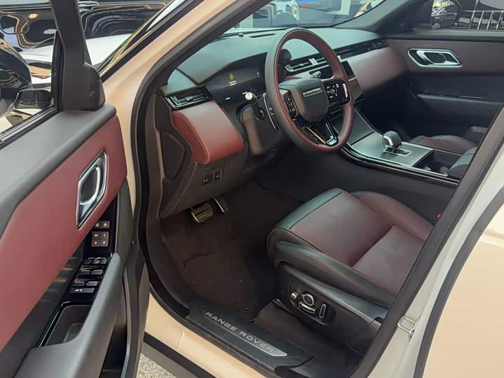 Land Rover Range Rover Velar, 2024 — фото 9 из 9
