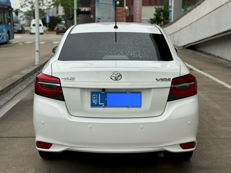 Toyota Vios, 2022 — фото 5 из 9
