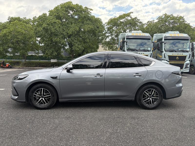 BYD Seal 05 DM-i Hybrid, 2025 — фото 3 из 8