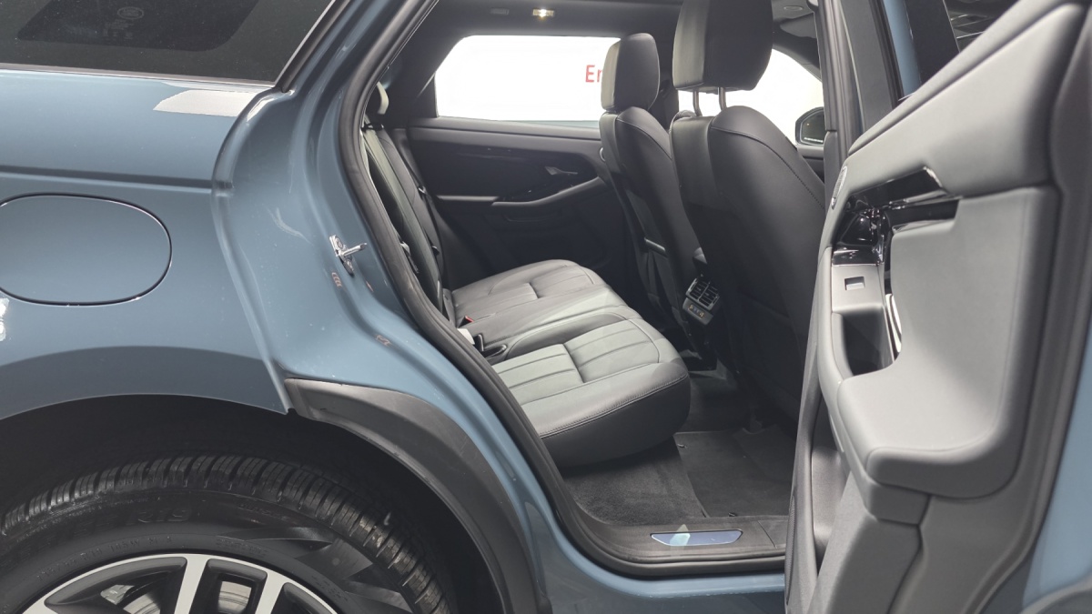 Land Rover Range Rover Evoque, 2024 — фото 12 из 12