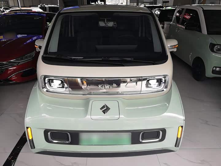 Baojun KiWi EV, 2022 — фото 3 из 9