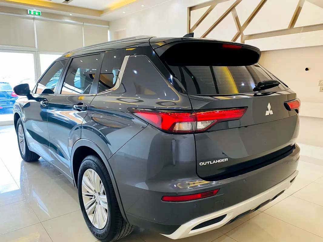 Mitsubishi Outlander, 2025 — фото 9 из 10