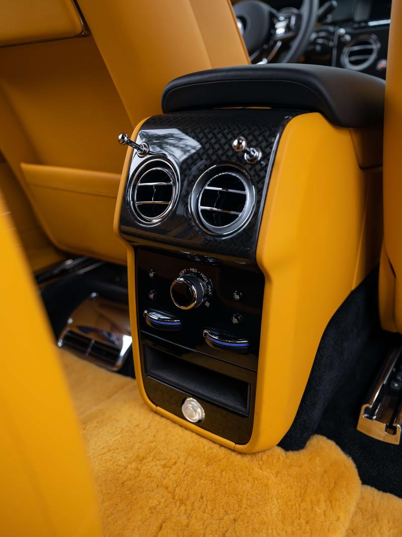 Rolls-Royce Cullinan, 2023 — фото 12 из 12