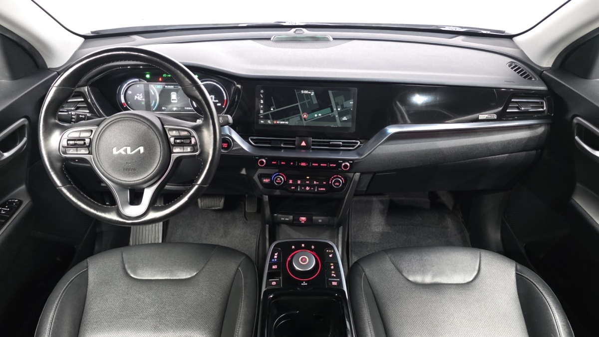 Kia Niro, 2022 — фото 6 из 12