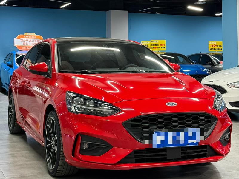 Ford Focus, 2021 — фото 3 из 11